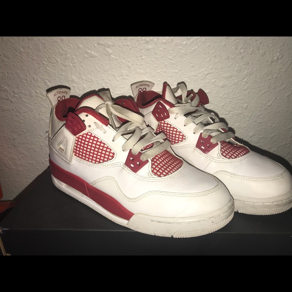 Retro Jordan (4s)